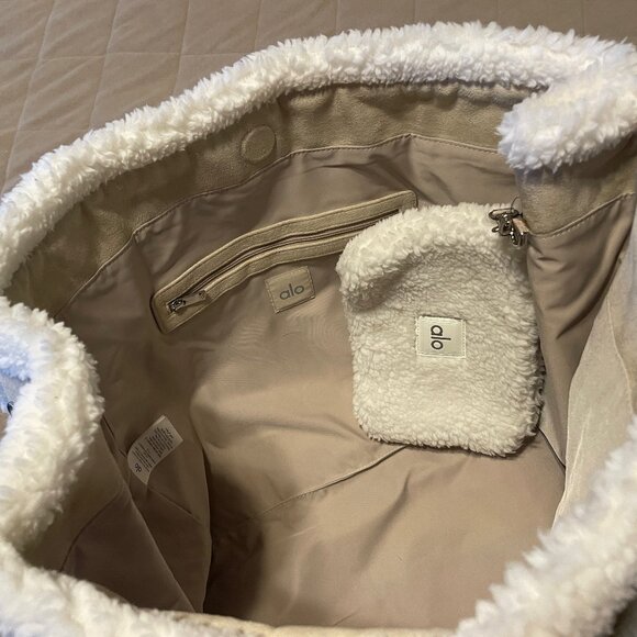 WINTERFUN TOTE BAG Oat/Ivory *NEW* w/tags RARE - Picture 6 of 9